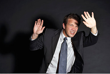 黄软件网站下载3.0.3免：霓虹雨夜，街头竞速与改装狂想曲-3