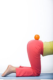 男人插入女人下面APP：未来竞速新作上线三月获好评，深度解析隧道突袭战术与赛道攻略-2