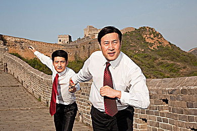 明里紬被公侵犯：极速狂飙都市追击，天才女车手复仇夺回家族荣耀-4