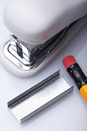 国产 吃瓜：极速狂飙新体验，赛道收集八卦解锁趣味剧情-4