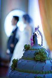 香蕉插入桃子里：水果赛车新玩法揭秘，物理驾驶挑战趣味终点门洞-2