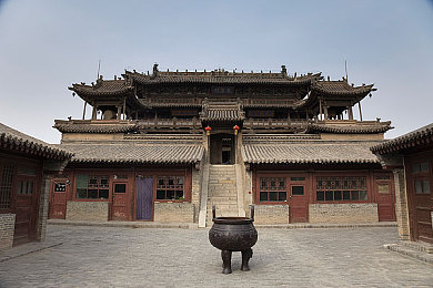 男男免费网站：双心共驭，极速交响，免费竞速搭档的默契进化之旅-2