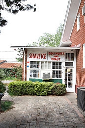 榴莲成人视屏：硬核驾驶与荒诞现实，在混乱都市中运送危险货物-4