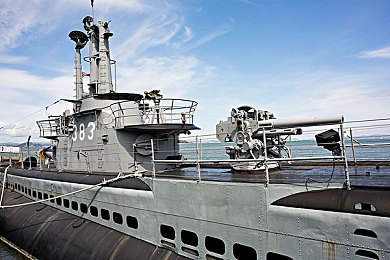 男人把困困放在女生的困困:双重视界竞速,疲劳驾驶的硬核模拟挑战-3