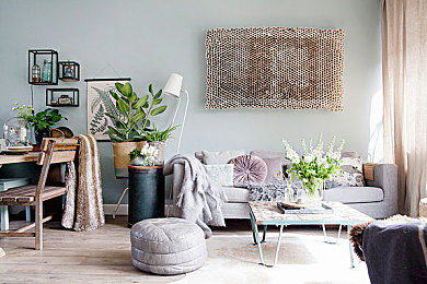 如何下载黄色软件?:极速飞驰于复古像素世界的亮黄赛车之旅-2