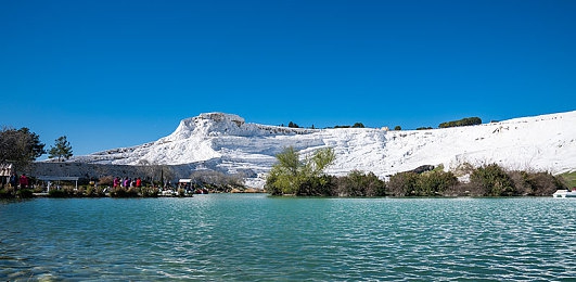 黄色软键：复古操控革新，单指触屏驾驭真实赛车物理-4