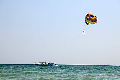 打扑克又痛又痒软件：策略与极速的碰撞，全新卡牌驱动赛车游戏今日引爆赛道-3