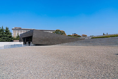 黄色破解版：霓虹都市中的非法竞速传奇，解锁终极超跑之旅-4