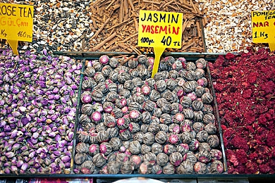 张津瑜国产一区二区三区：极速飞驰，东方赛道美学的虚拟远征-2