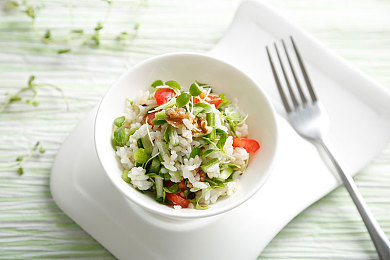 男生困困放进女生困困｜玩偶传情,温暖心间：揭秘“困困”玩偶的独特魅力-大塔手：微光寄偶，治愈之旅，编织虚拟世界的温情羁绊-3