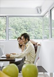 凸轮管,自由管,性别：引擎调校与角色定义，探索赛车游戏中机械与身份的自由边界-4