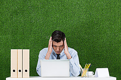 黄色18软件：极速代码新玩法，编程驾驶挑战高难赛道-4