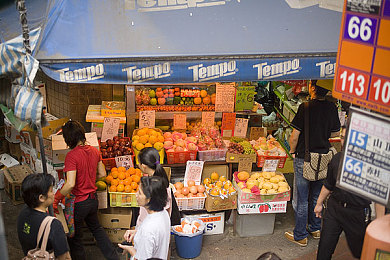 卡在洗衣机里女孩：荒诞物理解谜新作引爆热议，被困少女的奇异逃脱之旅今日揭秘-3