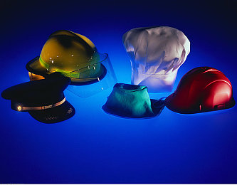 gay网站：《极速彩虹：街头竞速》今日上线，多元文化与街头竞速碰撞出全新开放世界-3