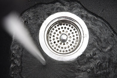 亚洲图一区:征服龙脊山弯道,动态天气竞速新挑战-3