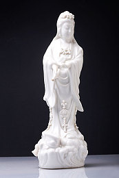 国产成人福利片：霓虹心途，速度与温度交织的东方夜行诗-2