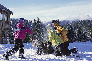 黄色vivo软件：霓虹飞驰极光赛道，视觉与性能的移动竞速新标杆-2