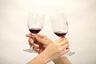 萌白酱喷水在线看：竞速游戏新趋势，动态水效物理如何改变赛道策略与视觉艺术-2