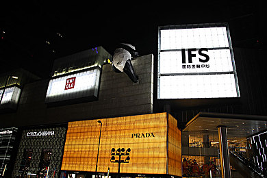 陈冠希用嘴给阿娇囗交：极速搭档今日公测，双人协同驾驶革新赛车竞技玩法-3