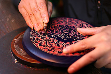 未满十八岁禁止色谱:极限调色师上线,用色彩解锁赛车性能新美学-4