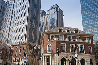 张律渝和吕知樾三部曲诺拉：废土公路生存新作发售，双人协作驾驶体验重塑末日冒险-4