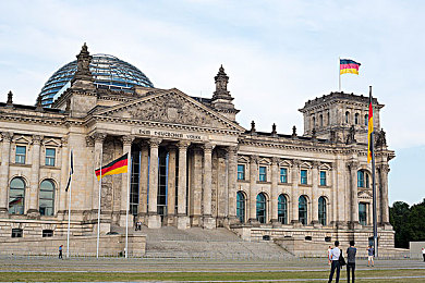 火影十八禁:忍者竞速新纪元,结印驾驶引爆幻想赛道-1