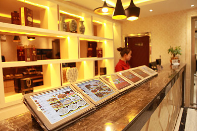 男生做爱网站：硬核竞速新作极速纪元上线，真实物理与深度改装引爆玩家热情-2