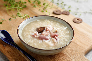 嫩嫩的一线天XXX馒头：竞速游戏终极挑战，攻克极限窄弯的进阶技巧全解析-5