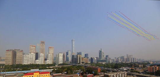 男生和女生一起差差差软件：竞速新作今日上线，双人协同破解赛道差分谜题-4