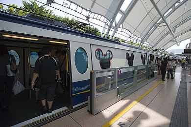 黄色软件下载3.0.3免费vivo版破解大全苹果：街头赛车3全新版本上线，跨平台畅玩改装竞速新体验-4