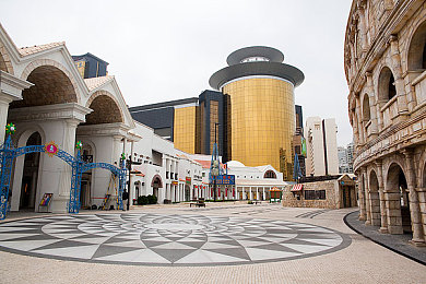 少妇按摩高潮了：驾驭墨西哥，在风与路的交响中抵达极速巅峰-4