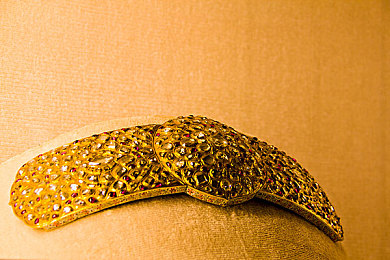 热门｜成人娱乐行业的黑料与吃瓜文化：深度解析_社会新闻_大众网1月24日在成人：夜都狂飙，在竞速与舆论的漩涡中掌控方向盘-3