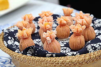 不良软件:疾驰于数据深渊,方向盘即救赎代码-2