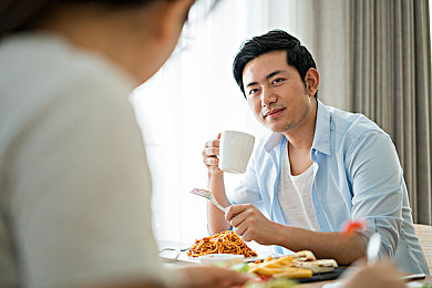 一亲二脱三叉：钢铁诗篇，从零雕琢的速度哲学-3