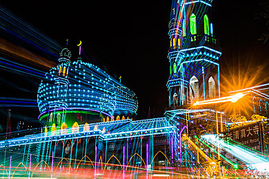 下载流氓视频：数据狂飙暗影行动，赛博竞速与黑客入侵的双重对决-1