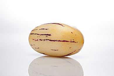 真实国产乱子伦毛片：家族内斗与引擎轰鸣，国产汽车商战游戏今日正式发售-4