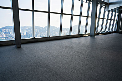 又叫又疼的扑克牌：卡牌策略引爆硬核赛车，全新游戏将扑克组合与竞速对决融为一体-2