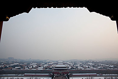 夜里十八禁:暗夜狂飙,地平线竞速挑战你的心跳极限-2