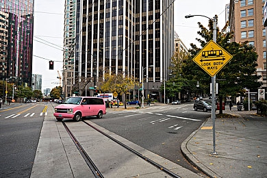 中国  免费XXXX18视频：今日首发，国产赛车新作开放限时免费试驾体验-3