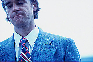 911黑料:经典跑车秘史揭秘,虚拟竞速融合历史解谜新作今日发布-2