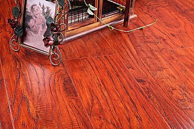 美女露奶头软件：讽刺赛车游戏引爆热议，玩家挑战注意力极限-3