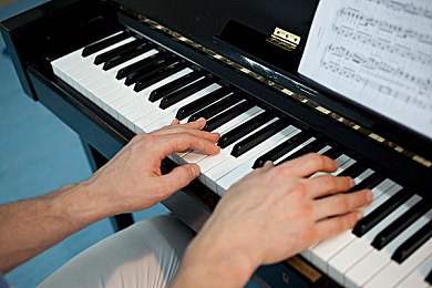 天天射天天操天天舔:极速狂飙,精准操控,体验拟真赛车的三重奏艺术-3