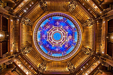 Gay一Tube一FuckTV男同：霓虹都市竞速之旅，改装爱车与追寻情感归属的开放世界-3