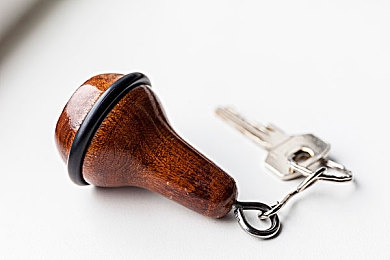 黄色软件APP下载3.0.3免费安装：霓虹夜幕下的终极速度，街头车神争霸之路-5