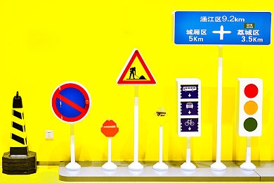 91免费抖音:街头狂飙,极速闯关,碎片化竞速新体验-4