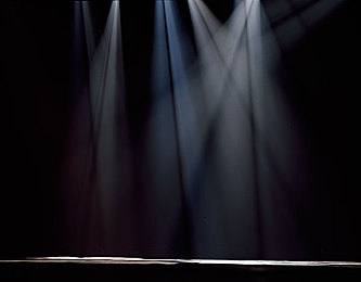 男人把困困放到女生的困困：极速双生，双人能量共舞，竞速与情感的未来之旅