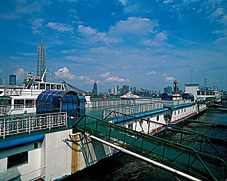 三上悠亚番集：虚拟偶像竞速风暴，收集番集驾驭专属赛道-2