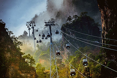 男人的机机桶女人的机机:当赛车被赋予性别,虚拟赛道上的力量与优雅对决-2