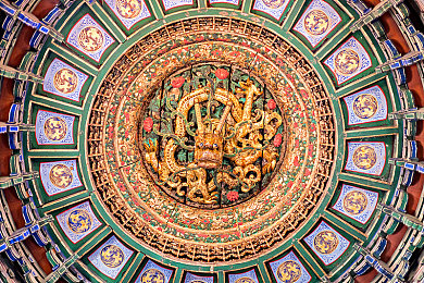 吃瓜张津瑜：追击新作今日上线，双线玩法引爆驾驶策略狂潮-3