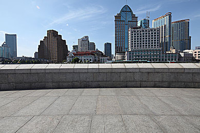 男人困困对个女人：极速赛道，情感迷途，抉择人生方向-4